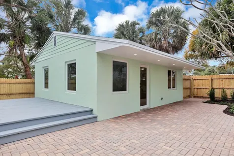 123 S Ocean Breeze Lake Worth Beach FL 33460