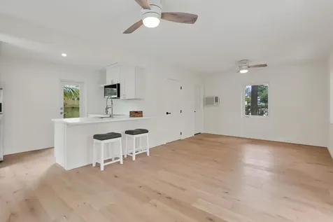 123 S Ocean Breeze Lake Worth Beach FL 33460