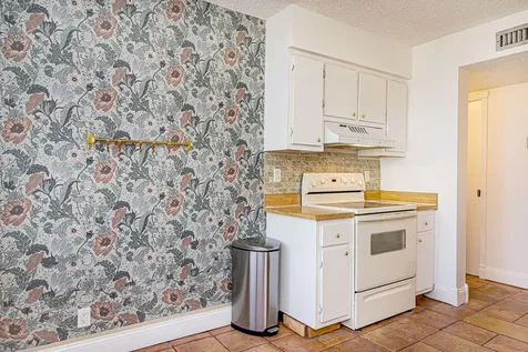 2455 Lindell Boulevard Delray Beach FL 33444