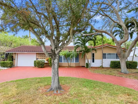1921 NE 28th Court Lighthouse Point FL 33064