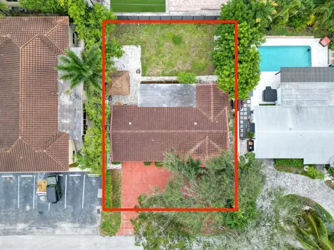 1921 NE 28th Court Lighthouse Point FL 33064