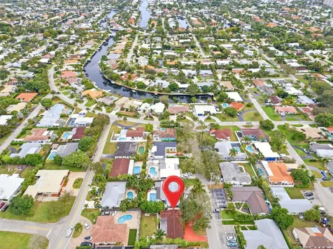 1921 NE 28th Court Lighthouse Point FL 33064