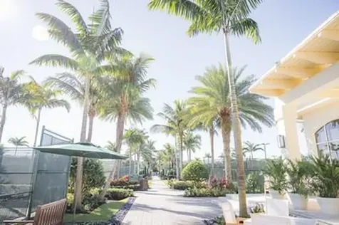 103 Pembroke Drive Palm Beach Gardens FL 33418