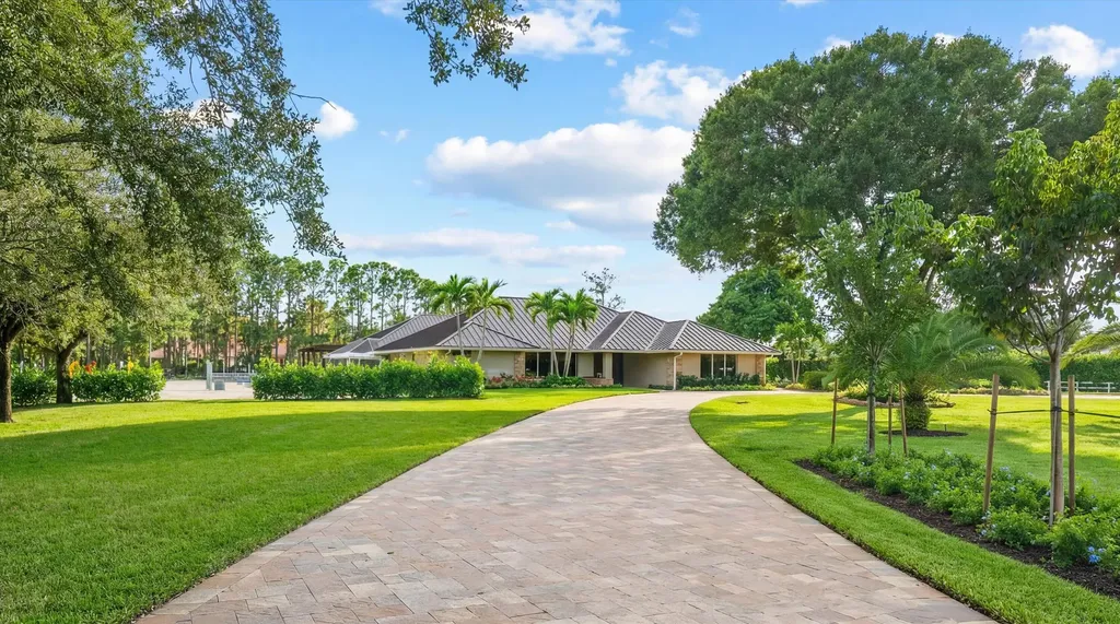 14598 Halter Road Wellington FL 33414