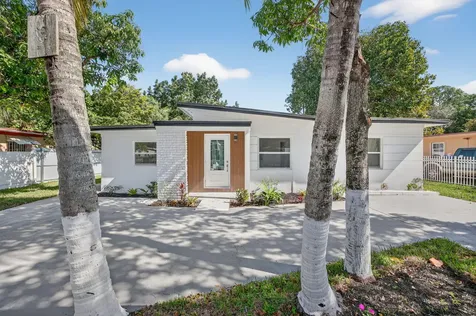 13685 Nw 3rd Avenue North Miami FL 33168
