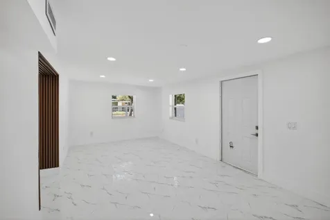 13685 Nw 3rd Avenue North Miami FL 33168