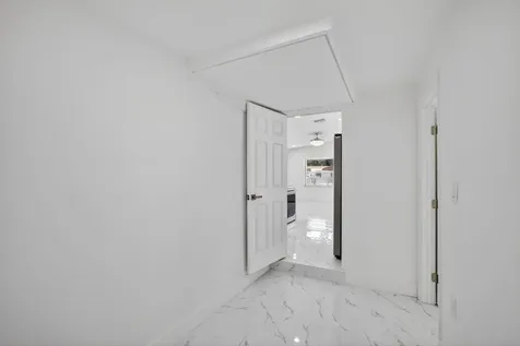 13685 Nw 3rd Avenue North Miami FL 33168