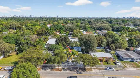 13685 Nw 3rd Avenue North Miami FL 33168