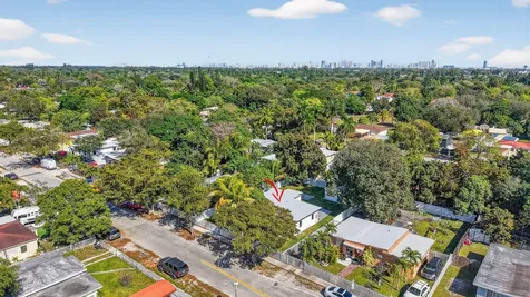 13685 Nw 3rd Avenue North Miami FL 33168