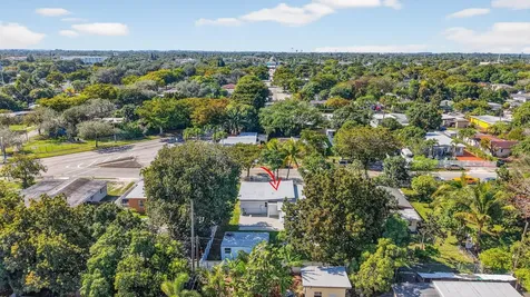 13685 Nw 3rd Avenue North Miami FL 33168