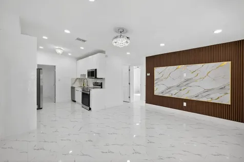 13685 Nw 3rd Avenue North Miami FL 33168