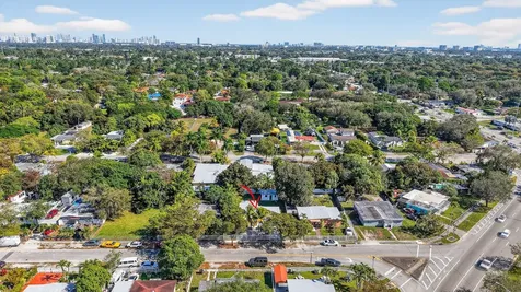 13685 Nw 3rd Avenue North Miami FL 33168