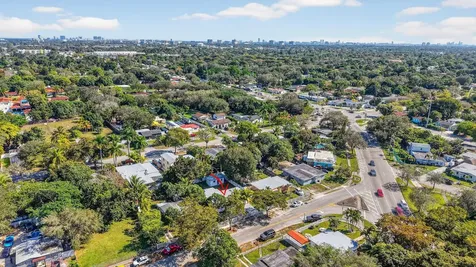 13685 Nw 3rd Avenue North Miami FL 33168