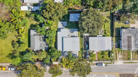 13685 Nw 3rd Avenue North Miami FL 33168