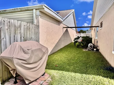 5096 Arbor Glen Circle Lake Worth FL 33463