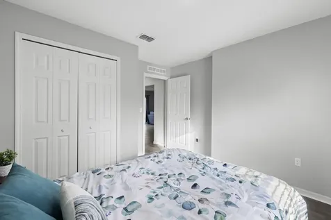 417 Se Seahouse Drive Port Saint Lucie FL 34983