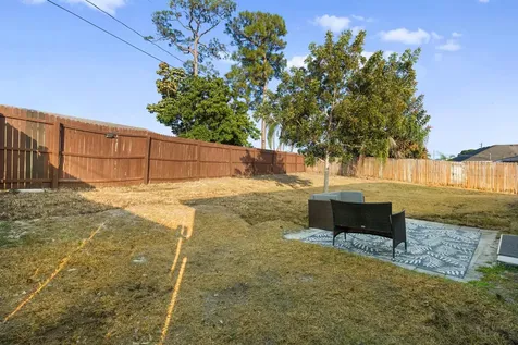417 Se Seahouse Drive Port Saint Lucie FL 34983