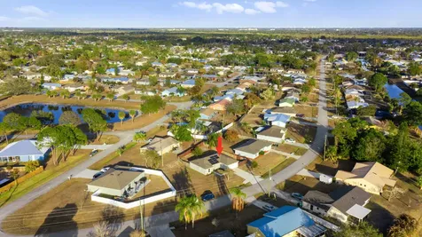 417 Se Seahouse Drive Port Saint Lucie FL 34983
