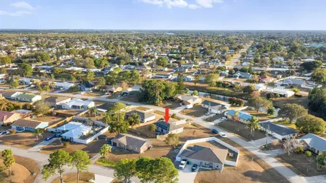 417 Se Seahouse Drive Port Saint Lucie FL 34983