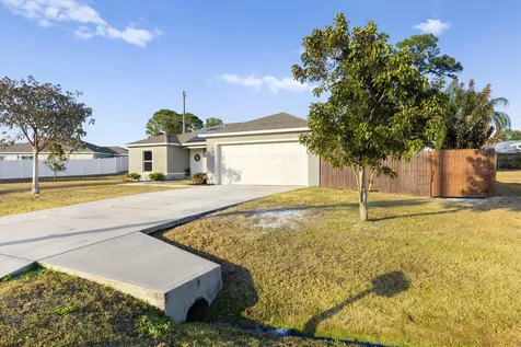 417 Se Seahouse Drive Port Saint Lucie FL 34983