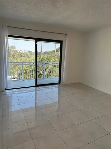 505 S Pine Island Road Plantation FL 33324