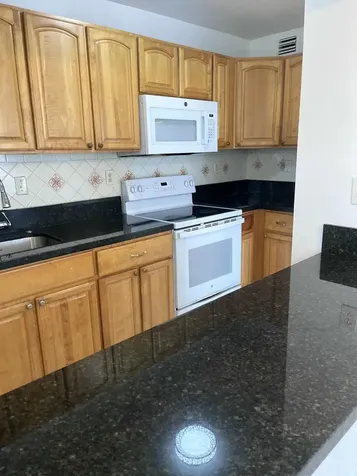 505 S Pine Island Road Plantation FL 33324