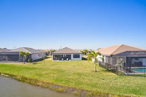 12461 Sw Water Dance Way Port Saint Lucie FL 34987