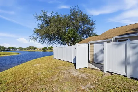 406 Lakewood Court Jupiter FL 33458