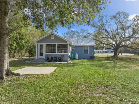925 27th Avenue Vero Beach FL 32960