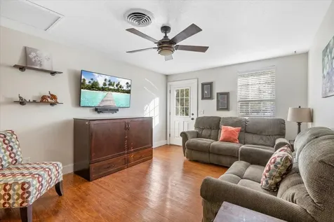 925 27th Avenue Vero Beach FL 32960
