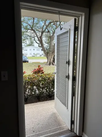 141 Bedford F West Palm Beach FL 33417