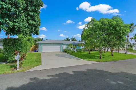 356 Mars Avenue Tequesta FL 33469