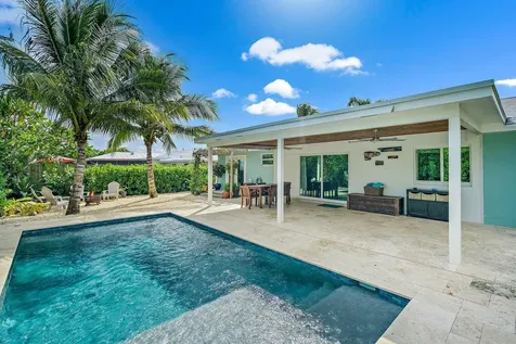 356 Mars Avenue Tequesta FL 33469