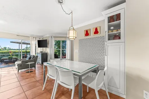 5218 Windsor Parke Drive Boca Raton FL 33496