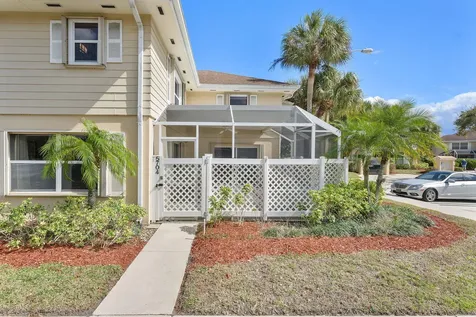 5704 Wheatley Court Boynton Beach FL 33436