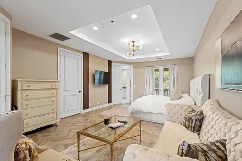 230 Ne 69th Circle Boca Raton FL 33487