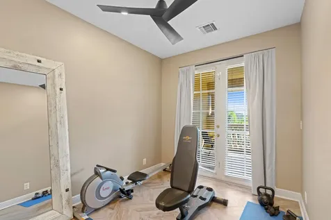 230 Ne 69th Circle Boca Raton FL 33487
