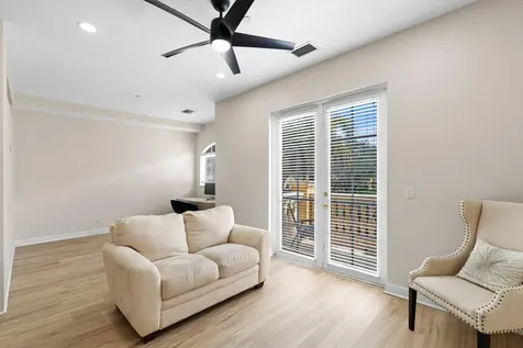 230 Ne 69th Circle Boca Raton FL 33487