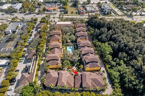 230 Ne 69th Circle Boca Raton FL 33487