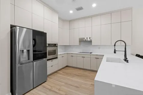 230 Ne 69th Circle Boca Raton FL 33487