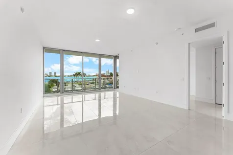 220 Lake Shore Drive Lake Park FL 33403