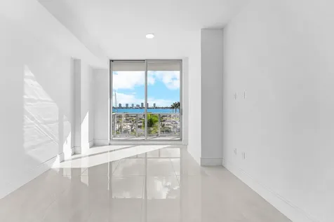 220 Lake Shore Drive Lake Park FL 33403