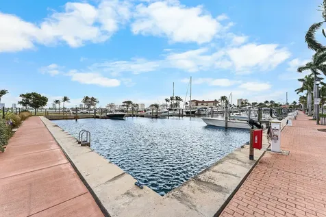 220 Lake Shore Drive Lake Park FL 33403