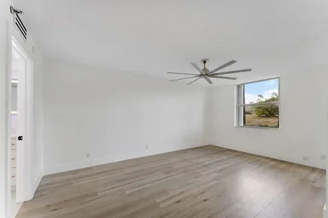 5260 Nw 2nd Avenue Boca Raton FL 33487