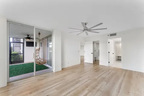5260 Nw 2nd Avenue Boca Raton FL 33487
