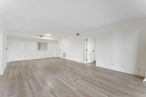 5260 Nw 2nd Avenue Boca Raton FL 33487