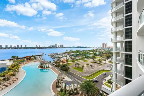 220 Lake Shore Drive Lake Park FL 33403