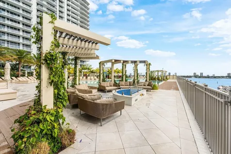 220 Lake Shore Drive Lake Park FL 33403