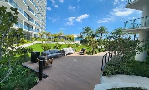 220 Lake Shore Drive Lake Park FL 33403