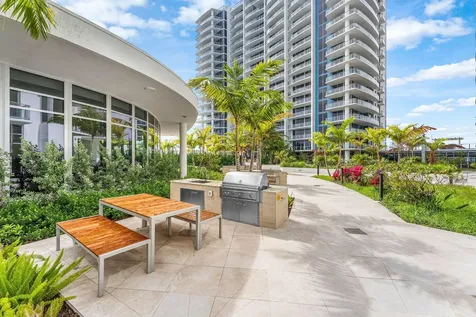 220 Lake Shore Drive Lake Park FL 33403